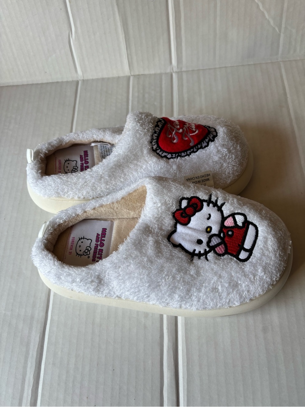 Hello Kitty White Plush Slip-On Slippers Size L